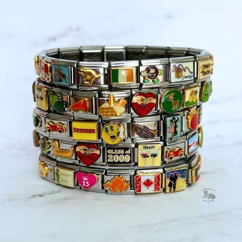 Bracelet à breloques italien, bracelets à breloques mystérieux italiens vintage, breloques italiennes, bijoux de l'an 2000, bracelets à breloques, bracelets pour femme, assortis image 1