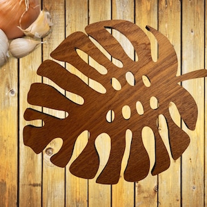 Unique Sapele Wood Monstera Leaf Trivet for Hot Pots and Pans, Mothers Day Gift, Christmas Gift, Shower Gift, Birthday Gift and More