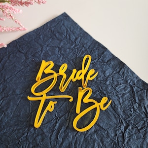 Bride To Be Cake Charm / Acrylic Cake Charm / Flat cake topper for Bridal Shower, Wedding Party Cake Decorations / Bride to Be Flat Topper