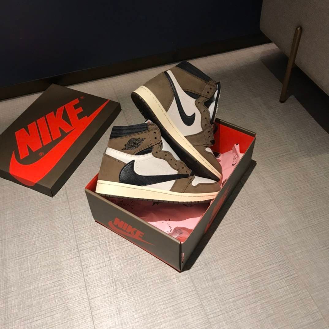 travis 1 box