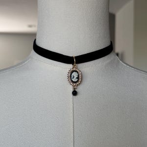 Black Velvet Cameo Choker • Victorian Gothic Necklace • Gold Portrait Pendant Choker • Vintage-Inspired Jewelry