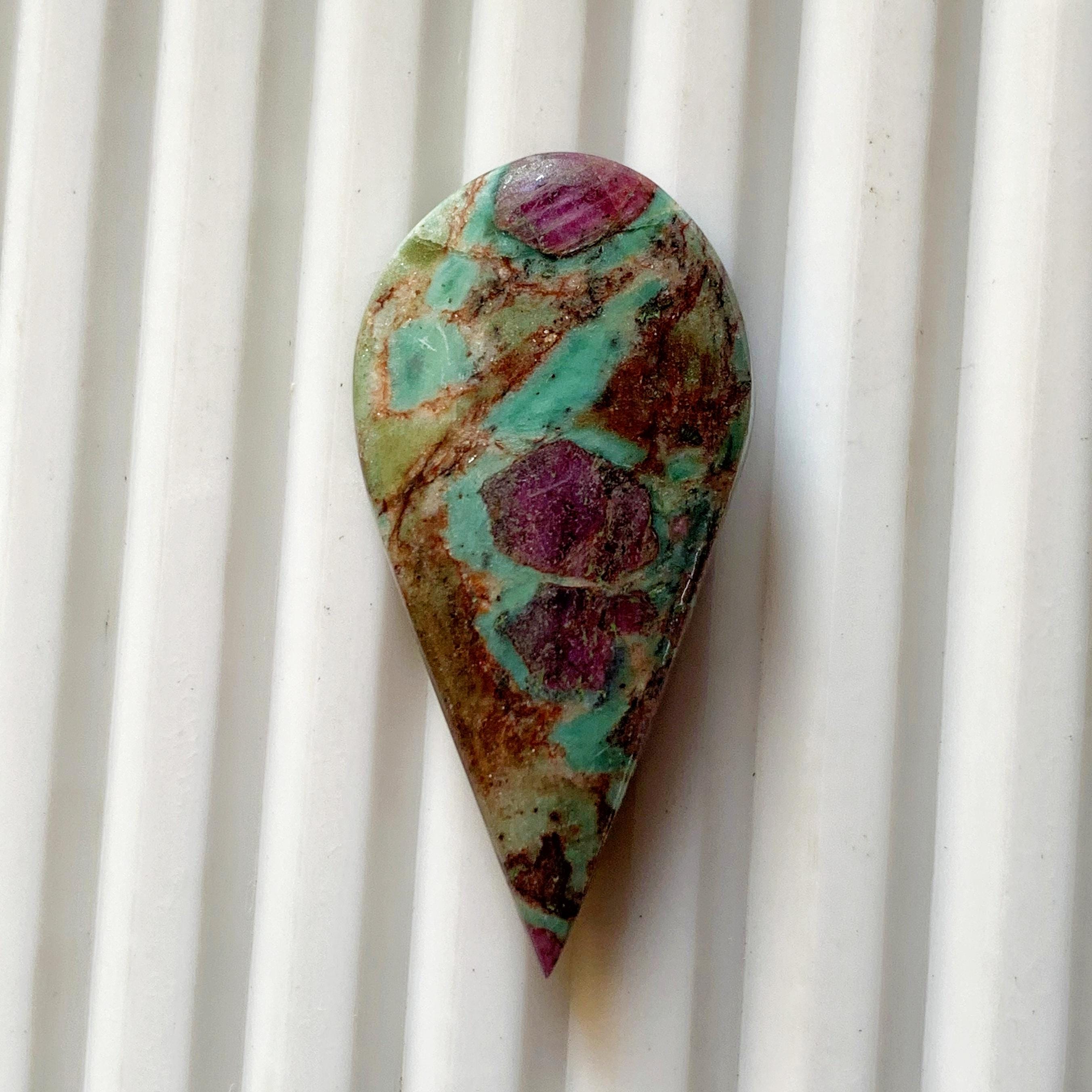 100%天然ルビーインフクサイト宝石、最高品質のルビーインフクサイト