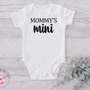 Mommy's Mini Onesie, Baby Girls Bodysuit, Toddler Shirt, Mommy's