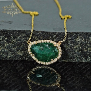 14K Solid Yellow Gold Diamond and Emerald Pendant, Diamond & Emerald Pendant, Gold Emerald Pendant, White Diamond Emerald Pendant with Chain