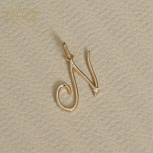Colgante con inicial N de oro macizo de 14 quilates, colgante con inicial de diamante blanco de oro amarillo de 14 quilates, colgante con un solo diamante blanco, colgante con inicial de oro de 14 quilates