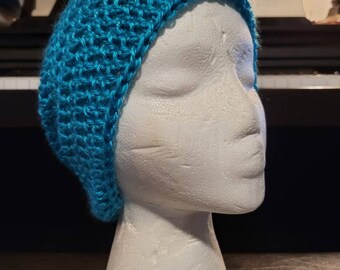 ブルーのスラウチハット