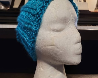 ニットブルーのスラウチーハット