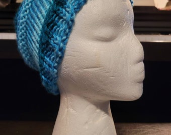 ニットのスラウチハット