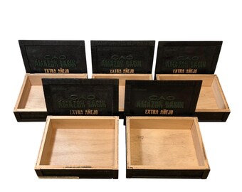 Lot De 16 Boîtes à Cigares Classiques – Bois, Diverses, ~8€ Pièce