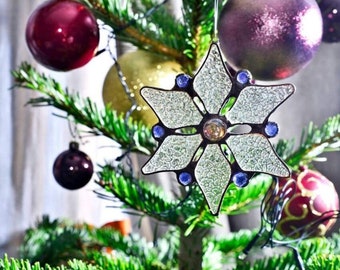 Stained glass STAR Christmas gifts Housewarming Gift suncatcher window hangings decor Glass animal Fairy garden decor Christmas ornaments
