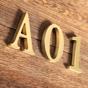 Números y letras dorados/Números de puerta/Letras de habitación doradas/Letras de dirección de latón macizo/Carta de casa autoadhesiva/Altura 3D 4,5 CM