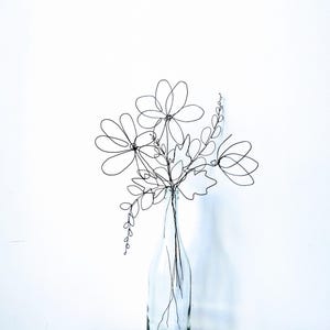 Wire Daisies Bouquet: Handmade Black Metal Floral Arrangement