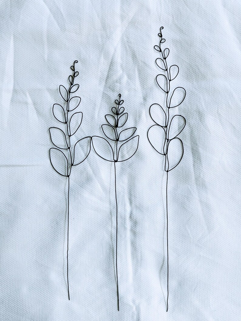Tulips Wire Bouquet For Small Vase. Wall Sculpture. Minimalist Metal Flower Art image 14