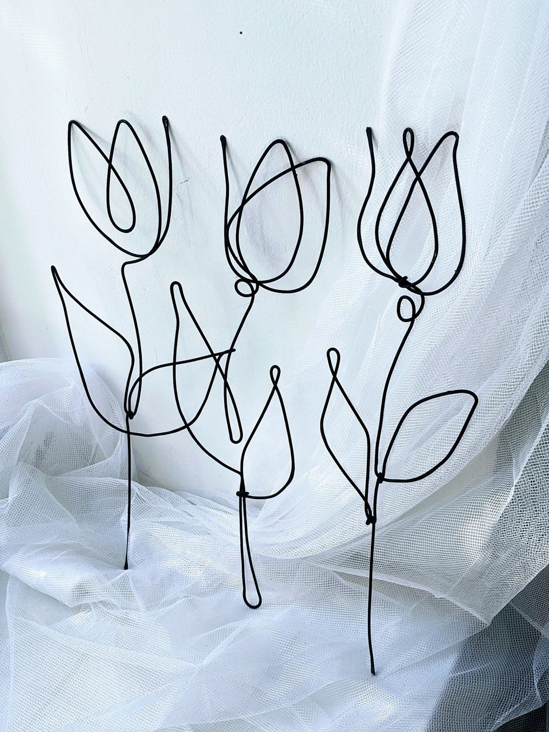 Minimalist Wire Tulip Sculpture Handmade Steel Flower Wall Art Etsy