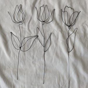 Tulips Wire Bouquet For Small Vase. Wall Sculpture. Minimalist Metal Flower Art image 4