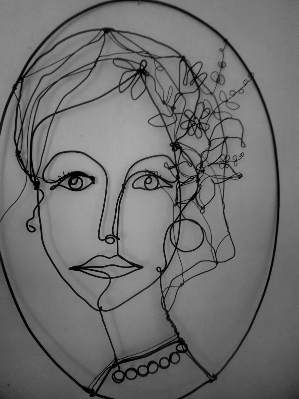 Wire art. Wire sculpture. Wire portrait. Woman wire. | Etsy