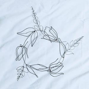Tulips Wire Bouquet For Small Vase. Wall Sculpture. Minimalist Metal Flower Art image 16