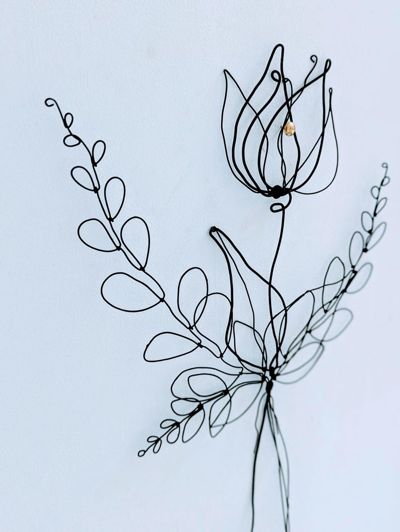 Tulips Wire Bouquet For Small Vase. Wall Sculpture. Minimalist Metal Flower Art image 9
