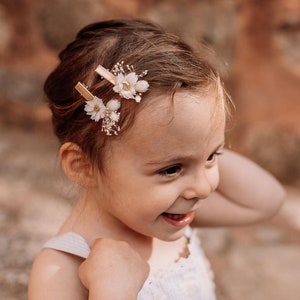 Pinces Marguerite et gypsophile enfant Hemera image 1