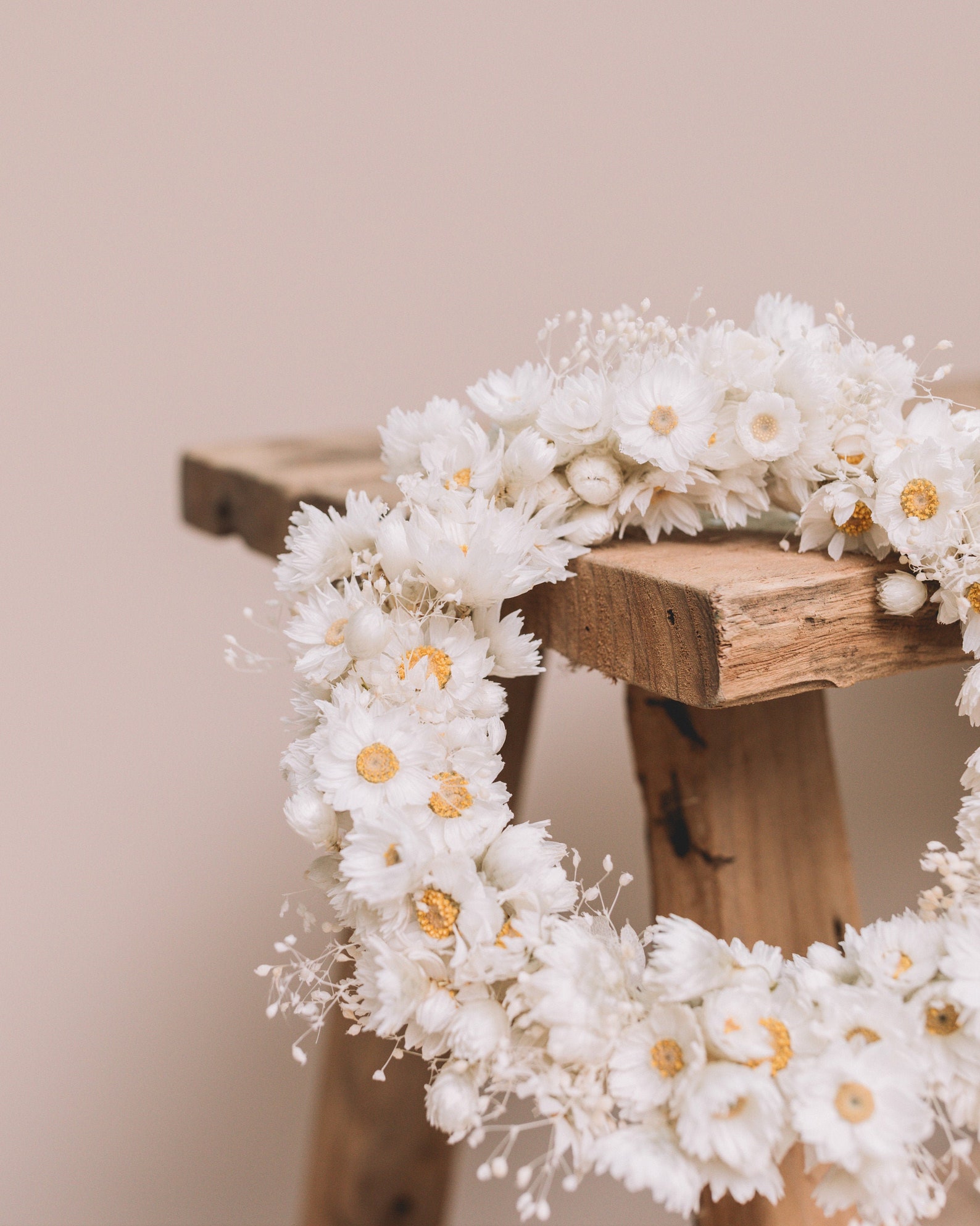 Pequeña corona de flores secas blancas Etsy España