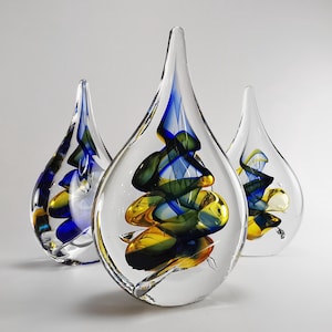 Handgemaakte geblazen glazen druppelsculptuur - Blauwe en gele kunst - Woondecoratie