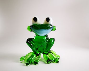Green Glass Frog Miniature – Handmade Blown Glass Sculpture – Collectible Animal Figurine – Unique Gift or Souvenir – Birthday Gift