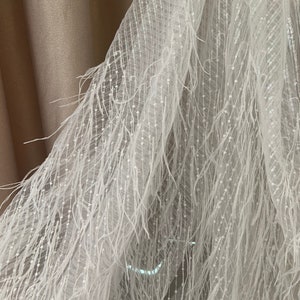 Rose Gold Luxury Ostrich Feather Mesh Lace Fabric 3D Feathers Sequin On Mesh Prom Fabric Bridal Evening Dress Quinceanera Gown Fashion Off White