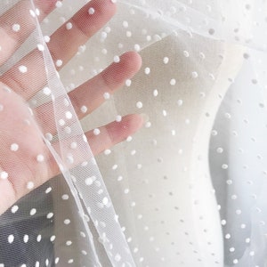 Off-White Polka Dot Beflockter Netzstoff Tüll Mesh Stoff Beflockte Punkte Meterware