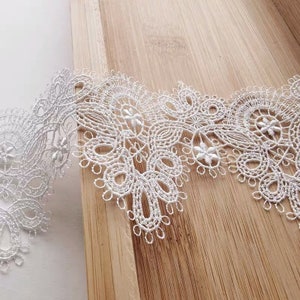 3 Yards Off White Guipure lace trim by the yard