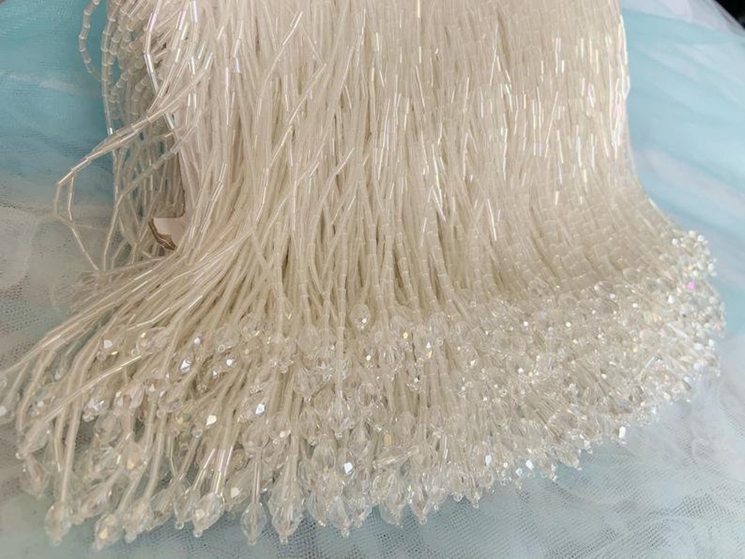 Cymtoo 1 Yard Alloy Gold Fringe Trim Sewing Beaded Lace Ribbon Tassel Chain For Clothing Accessories And DIY Craft Decoration (Gold