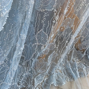 Tissu lourd bleu-clair de dentelle à sequins français de tissu de dentelle par yard pour la robe de mariée,