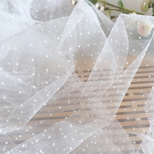 Weißer weicher Tüllstoff mit kleinem Polka Dot beflochten für Hochzeit Schleier Hochzeitskleid Tüllstoff