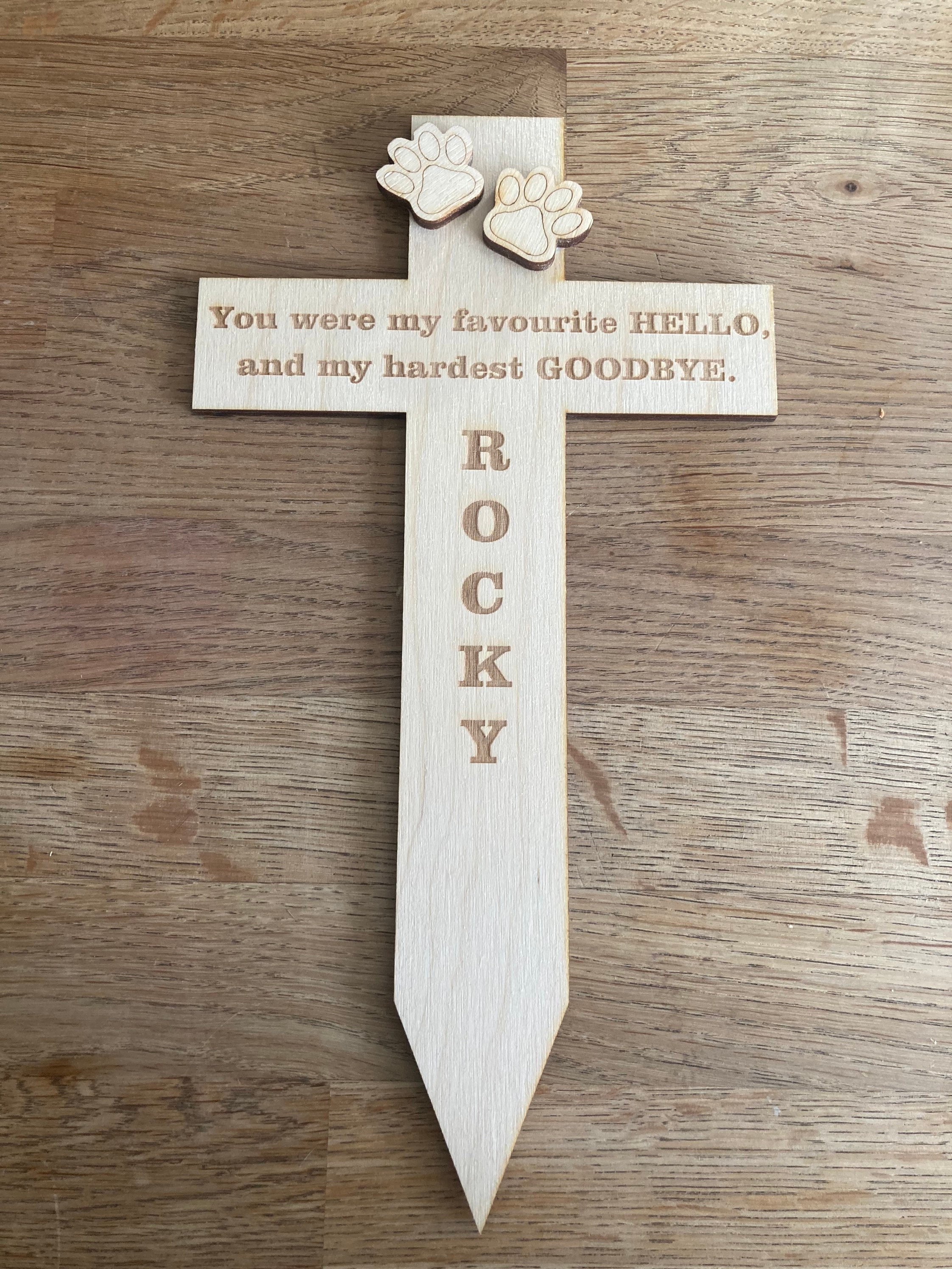 Wooden Pet Personalised Memorial grave marker cross Etsy.de