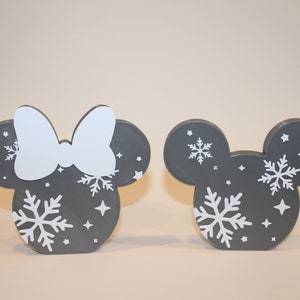 Mickey and Minnie Modern Snowflake Set