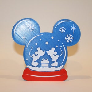 Mickey and Minnie Snowglobe Inspired Decor
