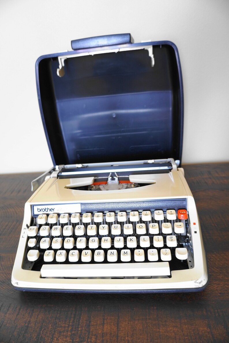 Vintage Brother Activator 800T Portable Typewriter With Case / Etsy