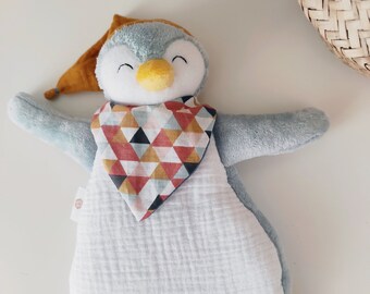 Flat cuddly toy penguin in fleece and soft material blue mixed boy with personalized embroidery of baby&#39;s first name