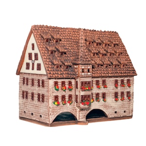 Nuremberg Customs ceramic candle house