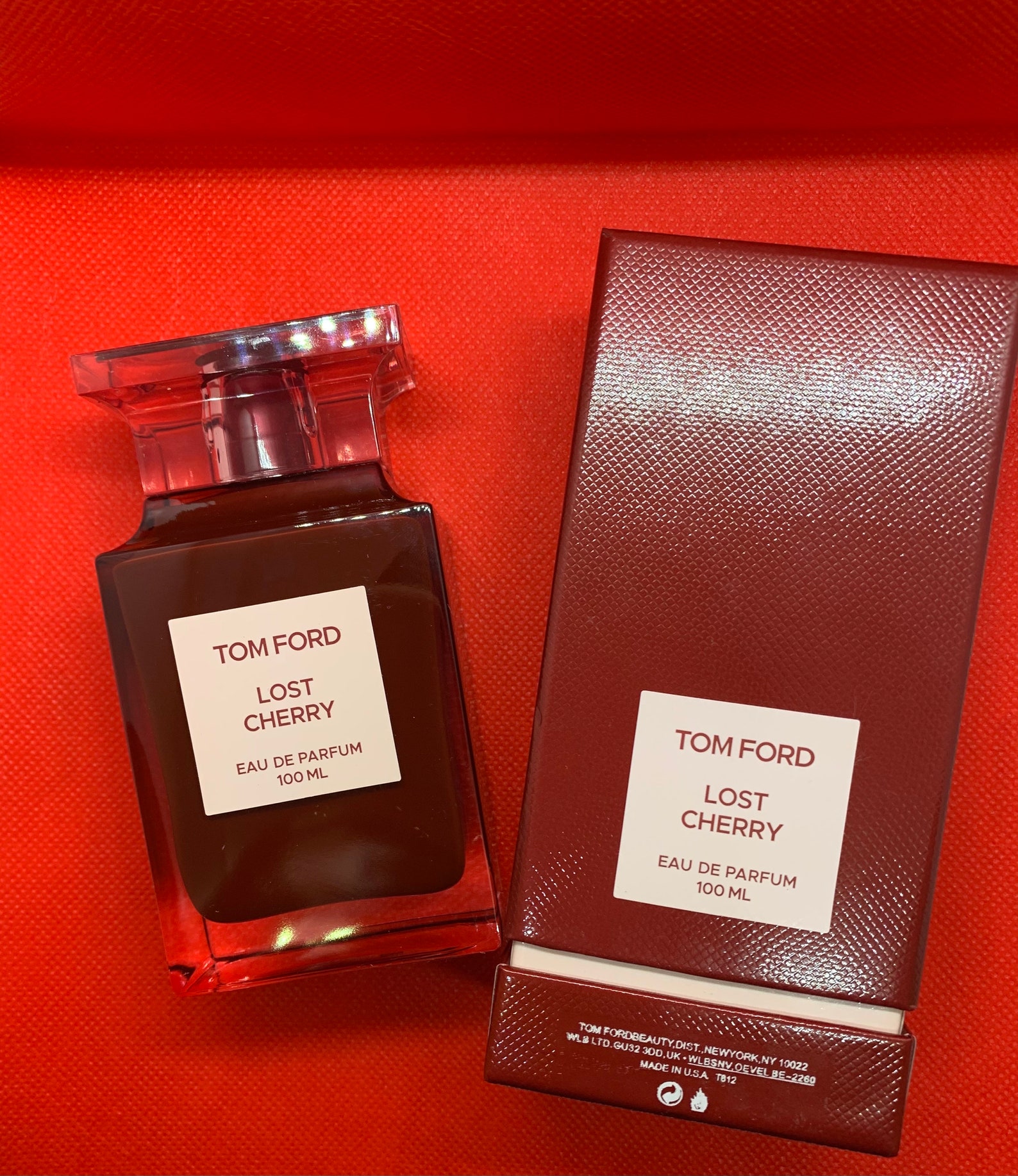 Том форд черри золотое яблоко. Том Форд черри 100 мл. Tom Ford Lost Cherry EDP 100 ml. Lost Cherry Tom Ford 100мл. Духи Tom Ford Lost Cherry 100мл.