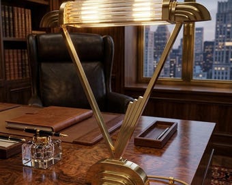 Radiant Vintage Style Art Deco Brass Table Lamp with Glass Rod – Elegant 1920s Inspired Home Interior Lighting Fixture for Office Décor