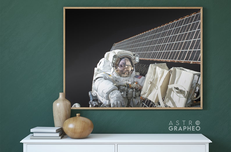 Black and White Poster Astronomy Wall Art Scott Kelly On The Second Spacewalk #20N Cosmonaut Poster NASA Print Astronomy Gift