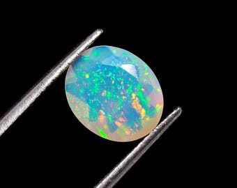 Ethiopian Opal Oval Shape Cut Stone Loose Gemstone 11X9X5 mm.