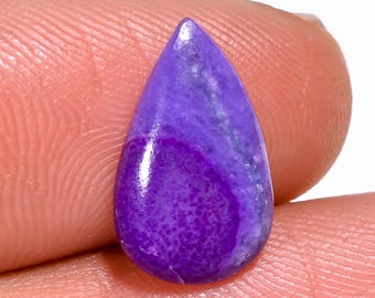 Sugilith Birnenförmiger Cabochon, loser Edelstein, 14 x 9 x 3 mm.