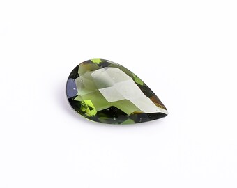 Moldavit, birnenförmig, facettierter, loser Edelstein, 13 x 8 x 4 mm, MT-459