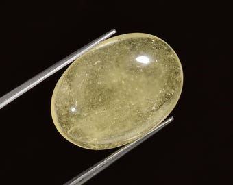 Natural Libyan Desert glass Oval Shape Cabochon 13.5 Ct. 20X15X7 mm.