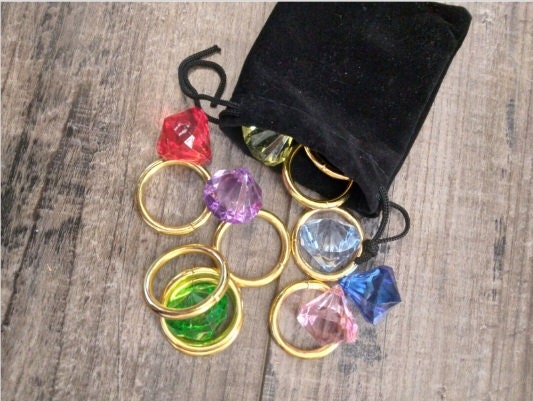 Sonic the Hedgehog / 7 Chaos Emeralds and 5 Power Rings IN A BAG Gifts for  Kids 