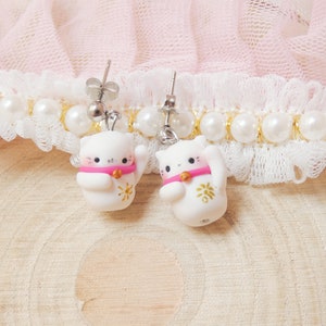 Maneki Neko earrings - neko earring - kawaii earrings - maneki neko - cute earrings - good luck cat