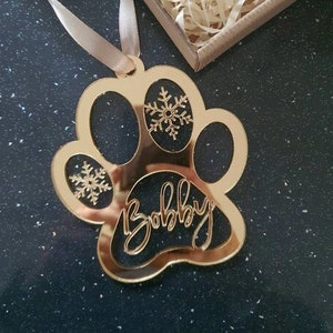 Paw Print Laser Svg File- Ornament Digital Download, Dog Bauble sjabloon svg voor snijden.