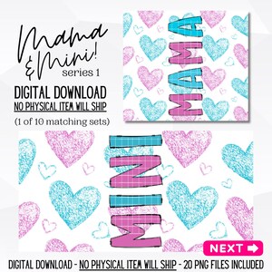 Peut inclure: T&eacute;l&eacute;chargement num&eacute;rique avec un fond blanc orn&eacute; de c&oelig;urs bleus et roses. Les mots "MAMA" et "MINI" sont affich&eacute;s en rose et bleu. Le texte comprend "Mama & Mini!" et "T&Eacute;L&Eacute;CHARGEMENT NUM&Eacute;RIQUE - AUCUN ARTICLE PHYSIQUE NE SERA EXP&Eacute;DI&Eacute;".