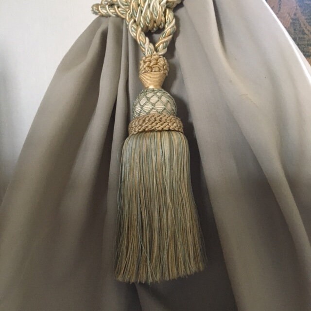 Une Fabuleuse Paire de Cravates Vintage Français Rideaux Dans Des Couleurs Naturelles Subtilement Mé